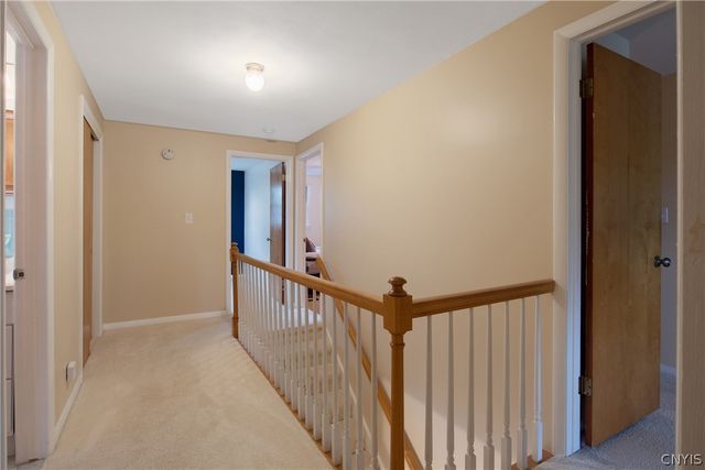 102 Croyden Lane, Dewitt, NY 13224