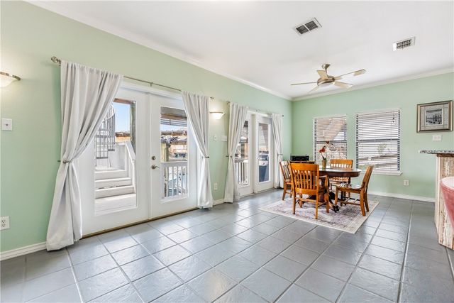 15337 Bowsprit Ct, Corpus Christi, TX 78418