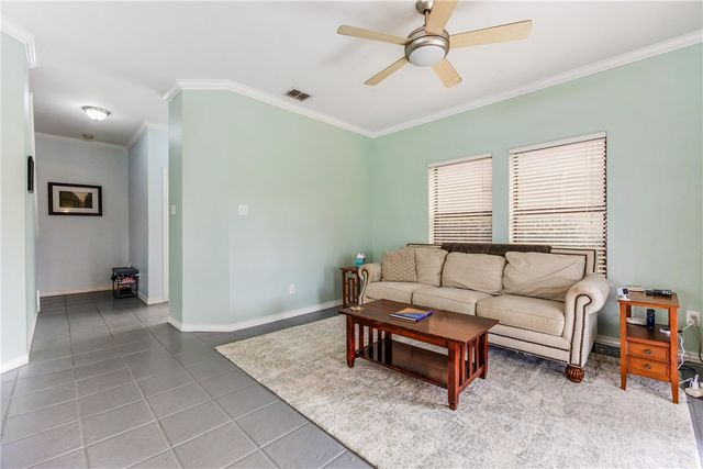 15337 Bowsprit Ct, Corpus Christi, TX 78418