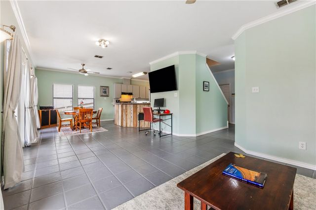 15337 Bowsprit Ct, Corpus Christi, TX 78418