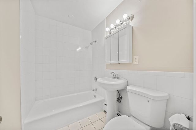 217 Neponset Ave 1, Boston, MA 02122