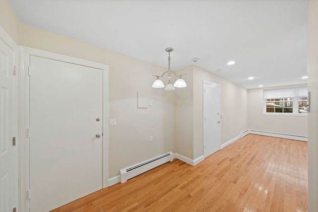 217 Neponset Ave 1, Boston, MA 02122