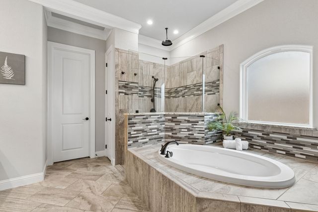 104 Ryder Court, Hurst, TX 76053
