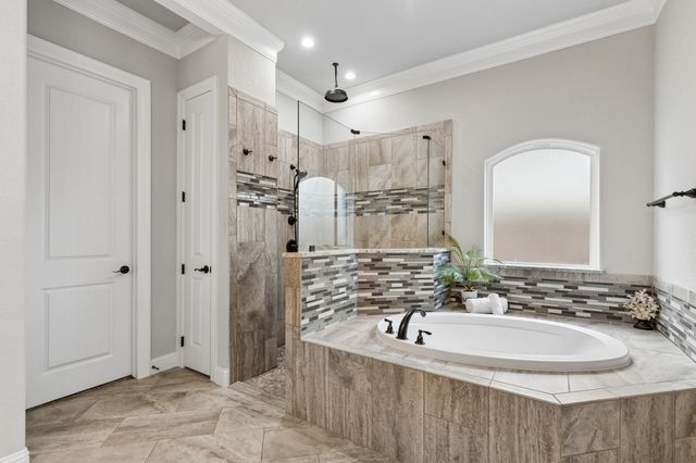 104 Ryder Court, Hurst, TX 76053