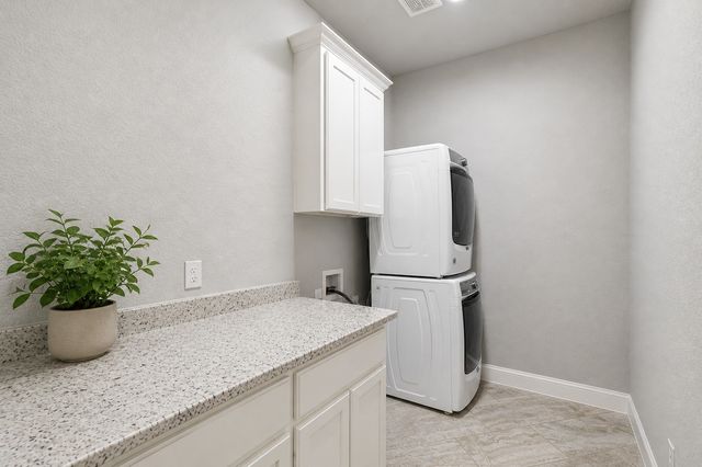 104 Ryder Court, Hurst, TX 76053