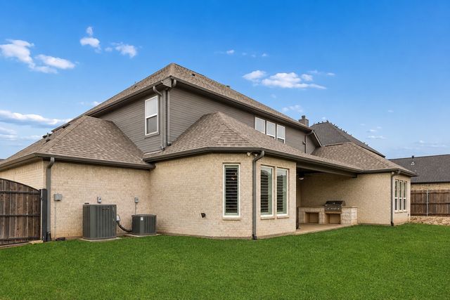 104 Ryder Court, Hurst, TX 76053