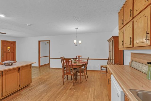 1121 Granite Lane, Loganville, GA 30052