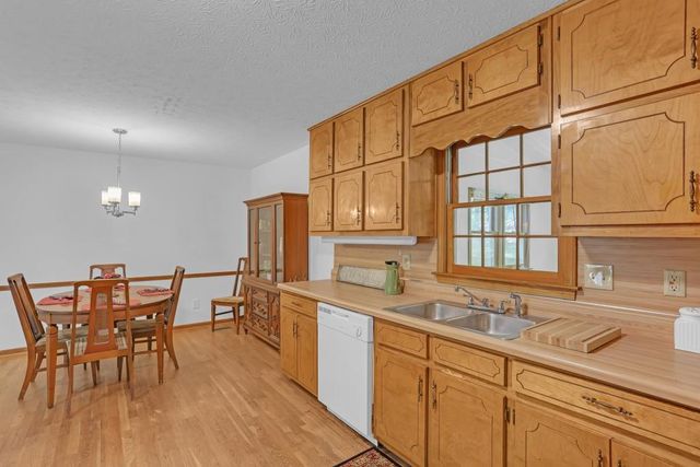 1121 Granite Lane, Loganville, GA 30052