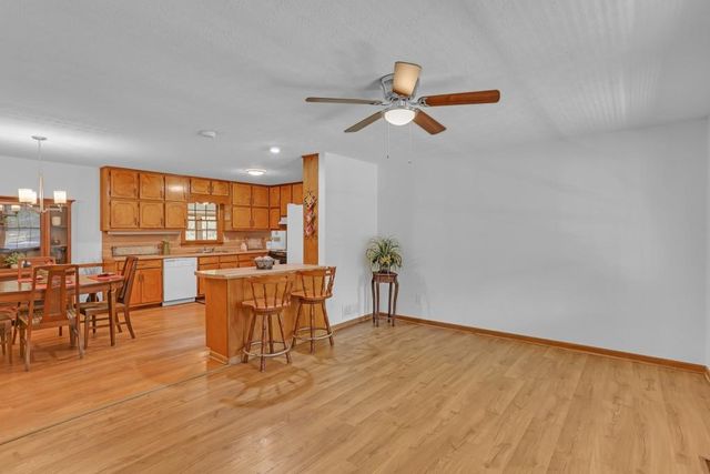 1121 Granite Lane, Loganville, GA 30052