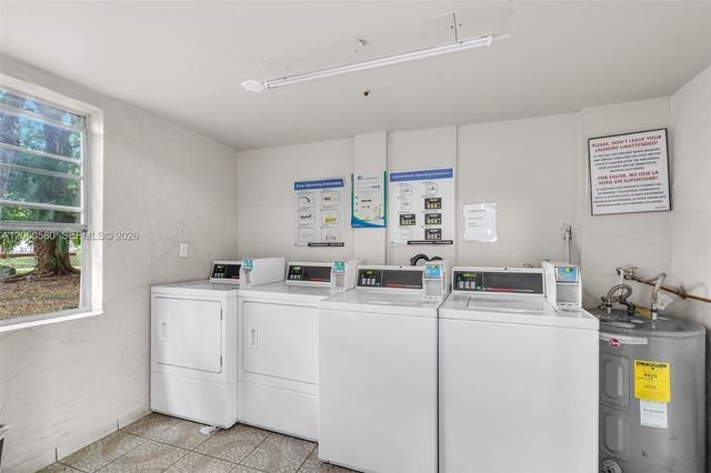 8501 NW 8th St 105, Miami, FL 33126