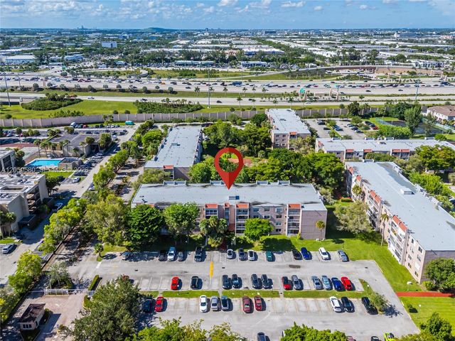 8501 NW 8th St 105, Miami, FL 33126