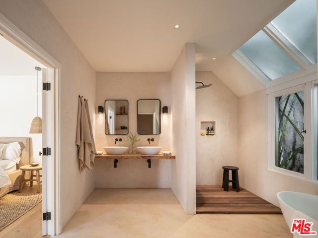 27314 Pacific Coast Highway, Malibu, CA 90265