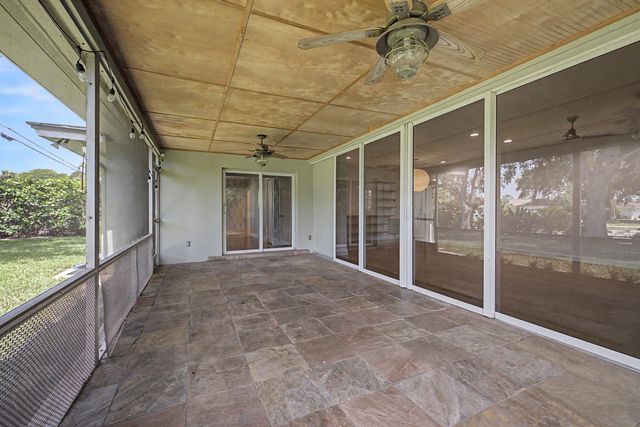 1002 SW 1st Street, Boca Raton, FL 33486