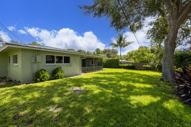 1002 SW 1st Street, Boca Raton, FL 33486