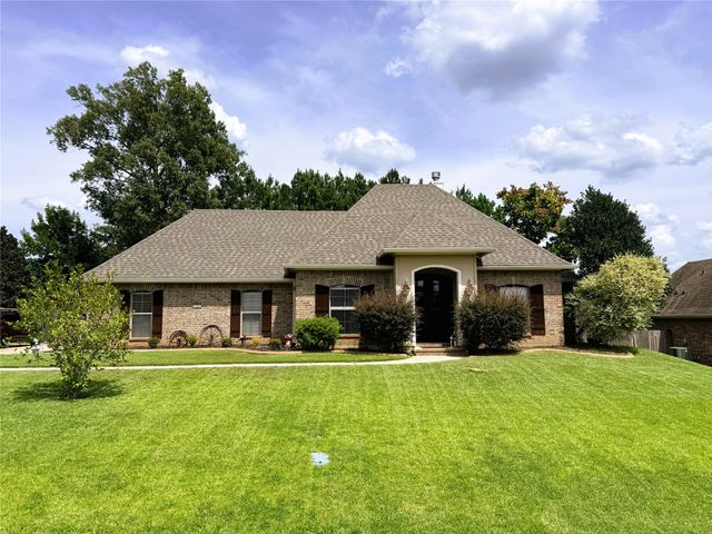 1737 Turning Leaf Trail, Haughton, LA 71037