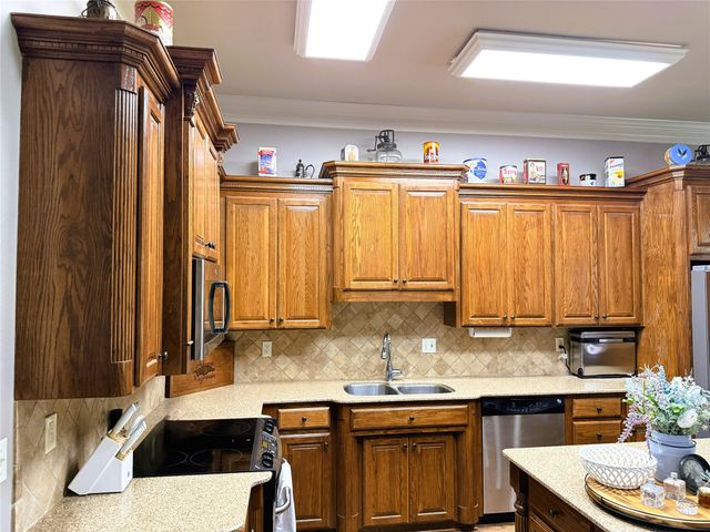 1737 Turning Leaf Trail, Haughton, LA 71037