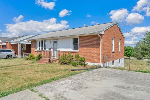 1331 Leon ST NW, Roanoke, VA 24017