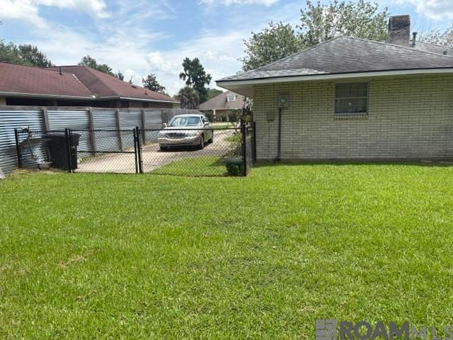10713 Timberlane Ave, Baton Rouge, LA 70811