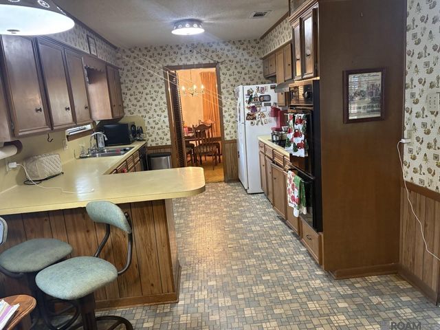 10713 Timberlane Ave, Baton Rouge, LA 70811