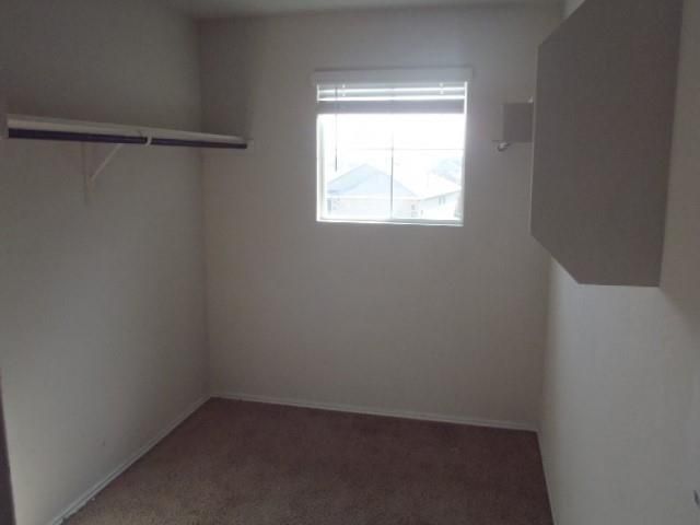 221 Calgary LN, San Marcos, TX 78666