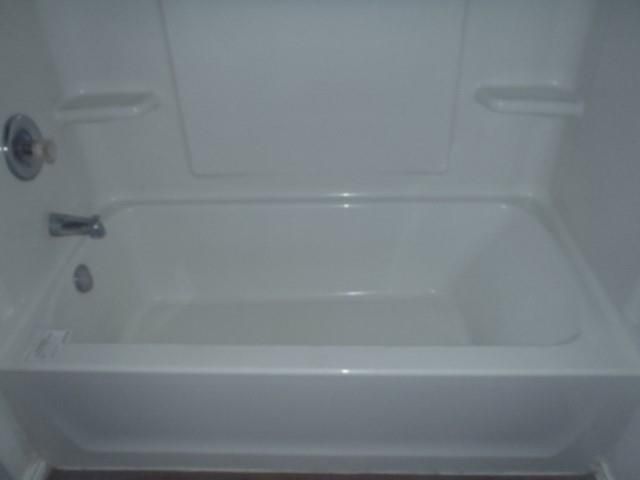 221 Calgary LN, San Marcos, TX 78666