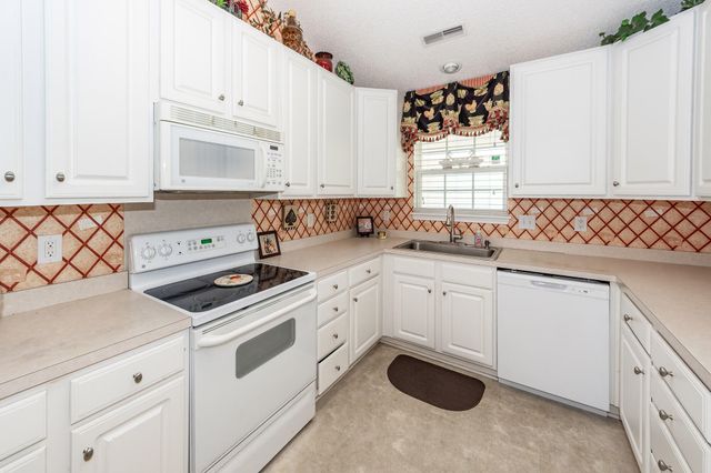 103 Savannah River Drive, Summerville, SC 29485