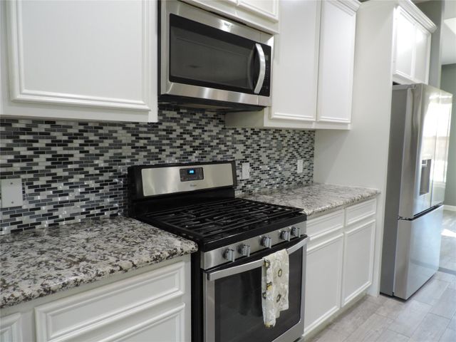 2730 N Colosseum Court, New Caney, TX 77357