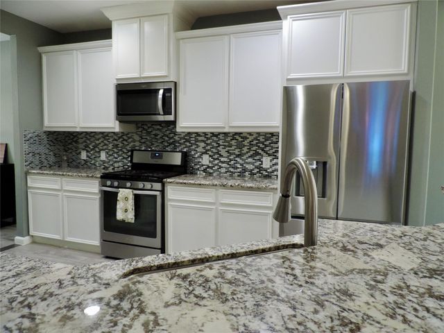 2730 N Colosseum Court, New Caney, TX 77357