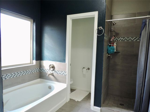 2730 N Colosseum Court, New Caney, TX 77357