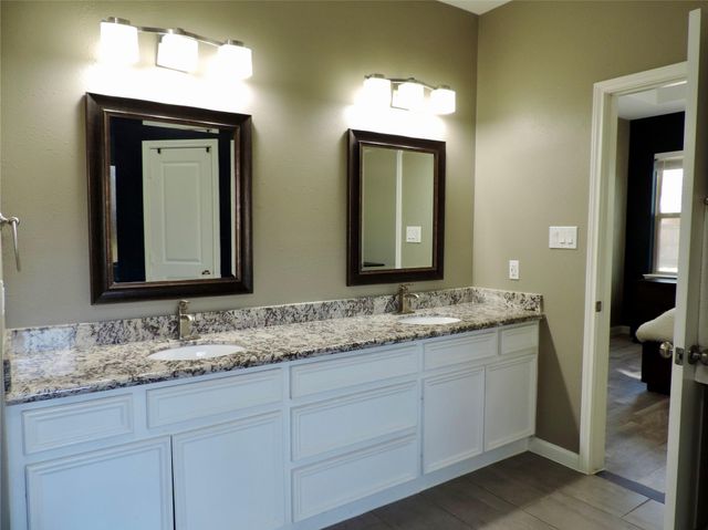 2730 N Colosseum Court, New Caney, TX 77357