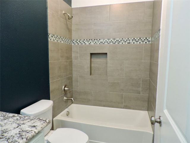 2730 N Colosseum Court, New Caney, TX 77357