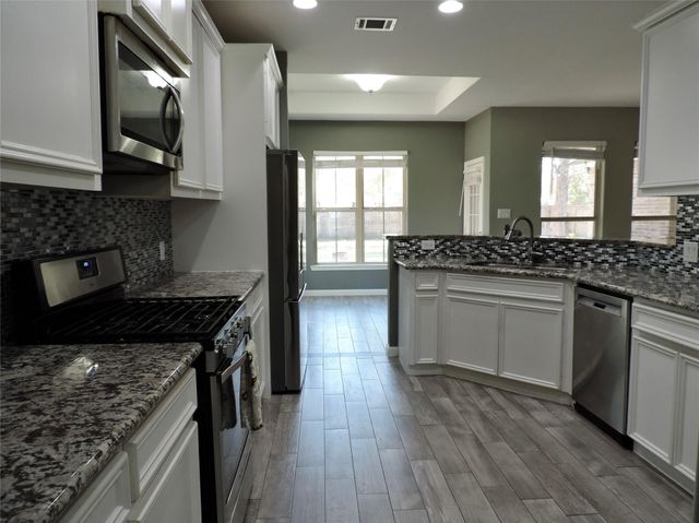 2730 N Colosseum Court, New Caney, TX 77357