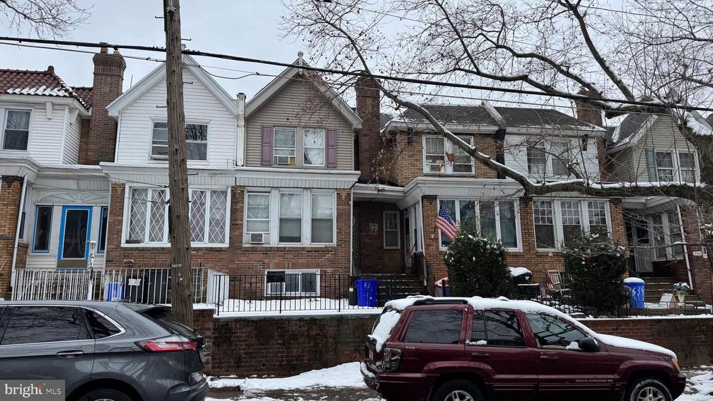 3350 WELLINGTON ST, Philadelphia, PA 19149