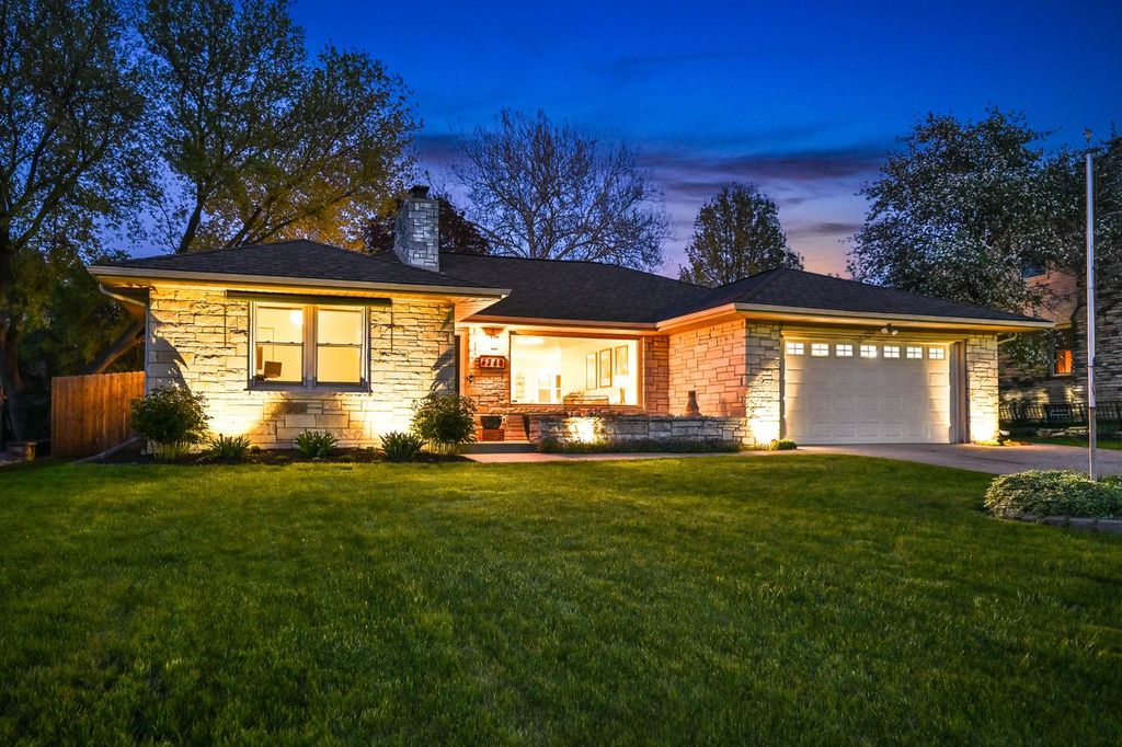 4260 Menomonee River PARKWAY, Wauwatosa, WI 53222