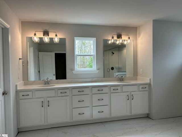 344 Blane Court, Inman, SC 29349