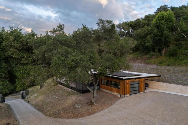 19751 Hicks Road, Los Gatos, CA 95032