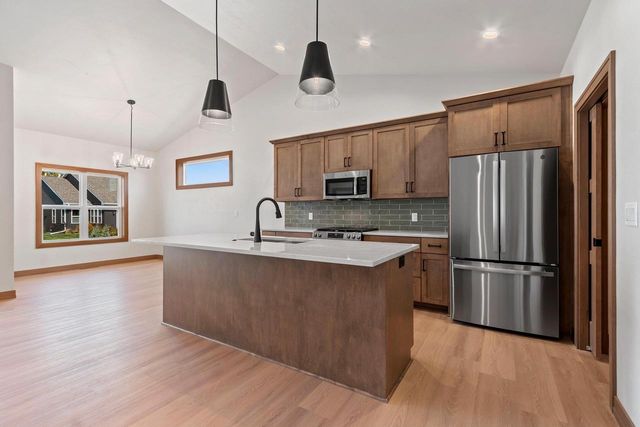 2334 WHISPERING WIND LANE, Howard, WI 54303