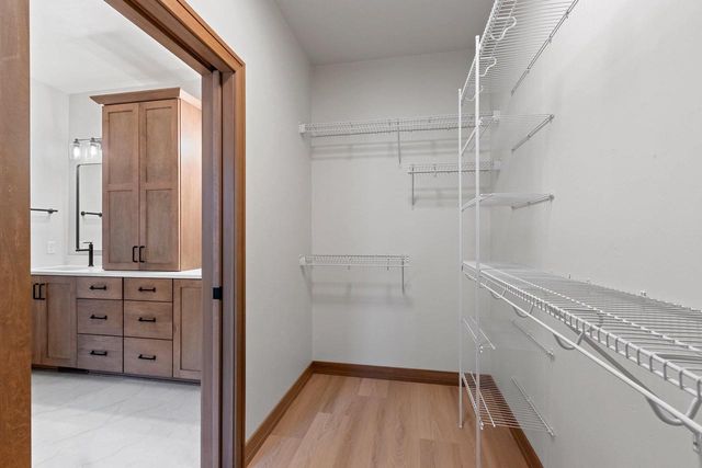 2334 WHISPERING WIND LANE, Howard, WI 54303