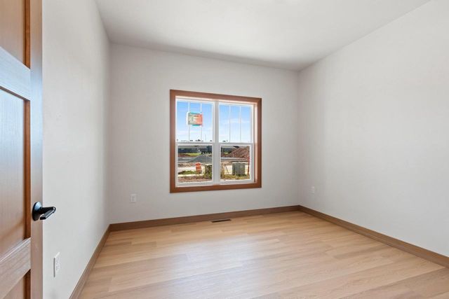 2334 WHISPERING WIND LANE, Howard, WI 54303