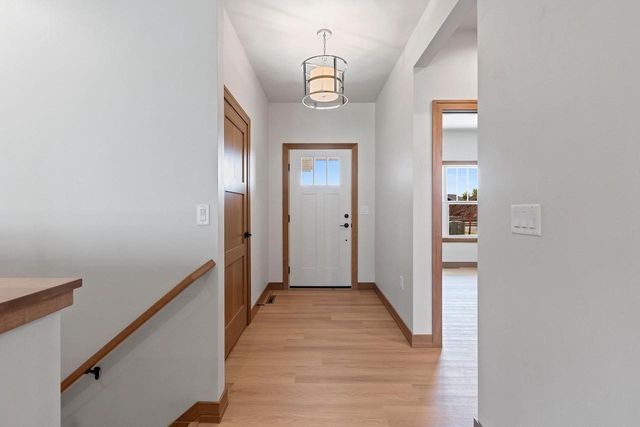 2334 WHISPERING WIND LANE, Howard, WI 54303