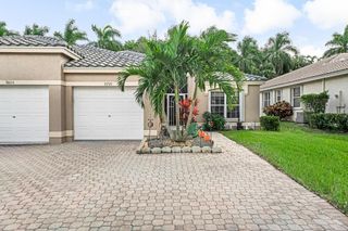 9799 Crescent View Drive S, Boynton Beach, FL 33437