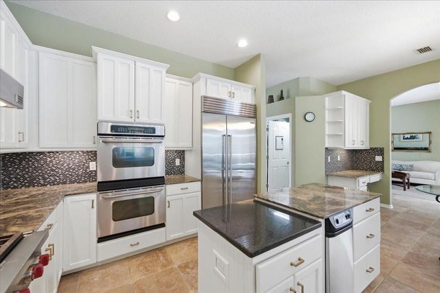 19106 SAINT LAURENT DRIVE, Lutz, FL 33558