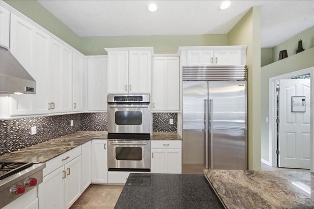 19106 SAINT LAURENT DRIVE, Lutz, FL 33558