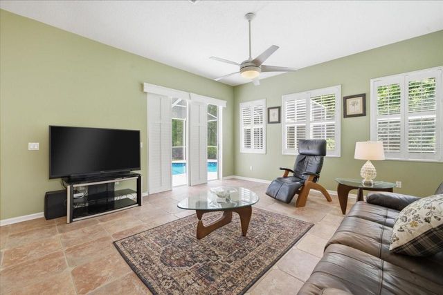 19106 SAINT LAURENT DRIVE, Lutz, FL 33558