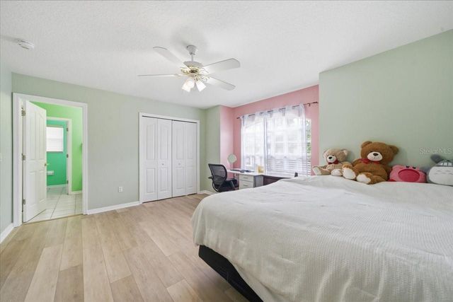 19106 SAINT LAURENT DRIVE, Lutz, FL 33558