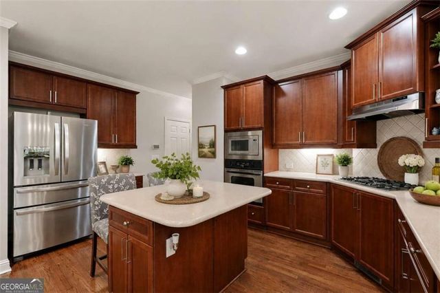 1766 Rosehedge Way NW, Kennesaw, GA 30152