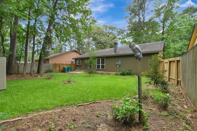 106 N Woodstock Circle Drive, The Woodlands, TX 77381