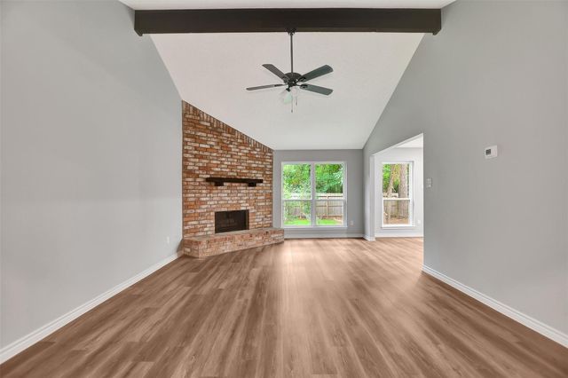 106 N Woodstock Circle Drive, The Woodlands, TX 77381
