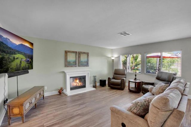 890 Via La Venta, San Marcos, CA 92069