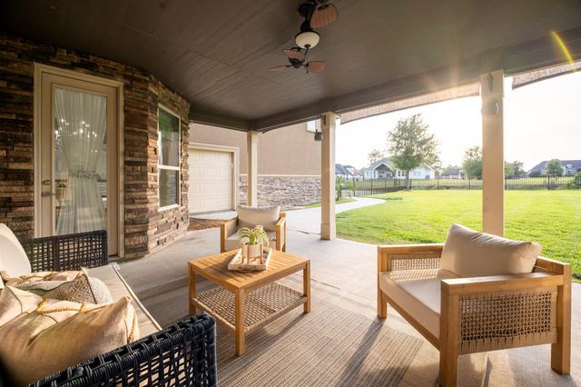 10887 Decatur Street, Willis, TX 77318